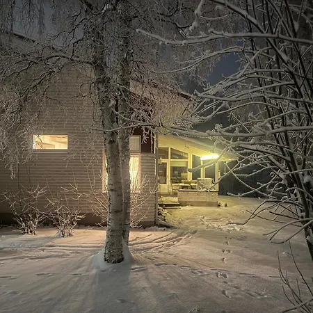 Appartement Lakefront House With Sauna,
