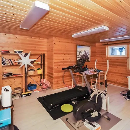 Huoneisto Lakefront House With Sauna, Rovaniemi