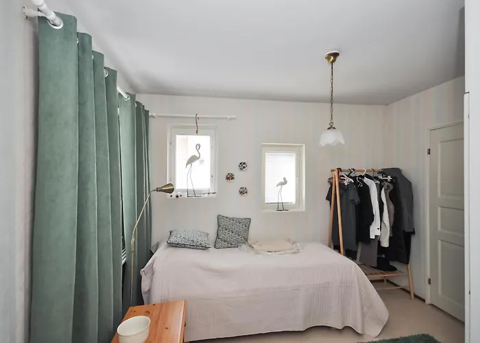 Διαμέρισμα Lakefront House With Sauna,